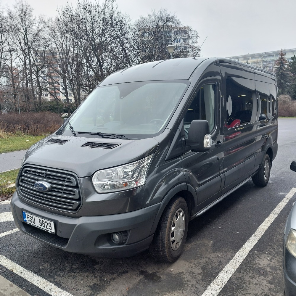 Ford Transit nová verze 2,0 TDCI/96 kW 8+1 nejdelší šedý
Klikni pro větší podrobný obrázek